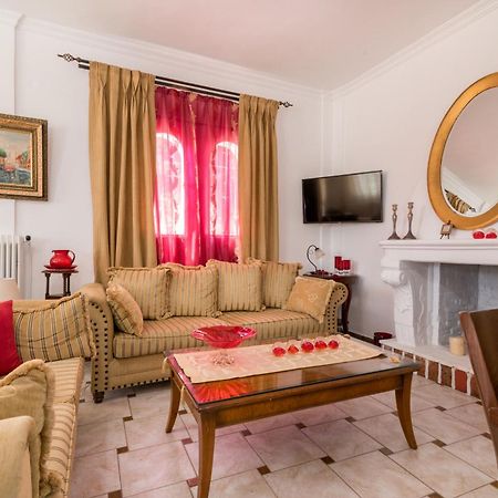 Amalia Country House Áno Yerakaríon エクステリア 写真